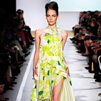 dvf-rtw-spring2012-runway-050_022759101202
