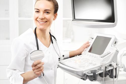 Ecografie transvaginală: rol și importanță pentru prevenție și sănătate
