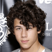 -0nick-jonas-900781l