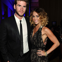 Miley Cyrus s-a logodit cu Liam Hemsworth?