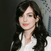 Bankoboev_Ru_anne_hathaway_v_beloi_rubashki