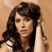 Jennifer-Love-Hewitt-3200X2400-1408