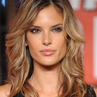 934_alessandra-ambrosio-slip-793681623