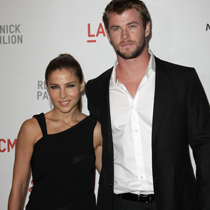CHRIS-HEMSWORTH-and-ELSA-PATAKY-2010-SPLASH-spl213826_071