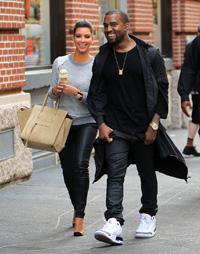 kim-kardashian-kanye-west-nyc-04222012-12