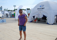 Mihai_Ghita_pe_plaja_Kanal_D_Summer_Studio