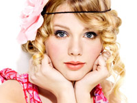 Taylor-Swift-Awaits-Her-White-Horse