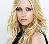 The-best-top-desktop-avril-lavigne-wallpapers-3