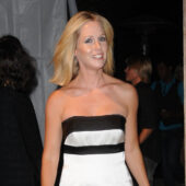 Jennie Garth, mult mai increzatoare in sine dupa despartire