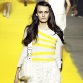 Sonia Rykiel, promotoarea tricotului, a dungilor si a aspectului stratificat