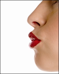 Scapa de hiperpigmentarea din jurul buzelor