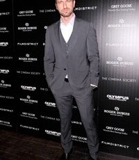 Gerard-Butler-Z-Zegna