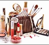 poza trusa de cosmetice