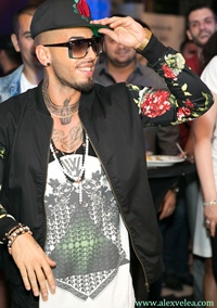 Alex Velea  party --