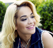 Rita Ora este o Material Girl
