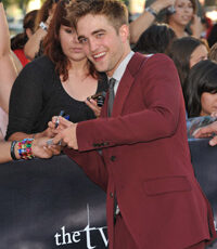Robert Pattinson imaginea parfumurilor Dior Homme