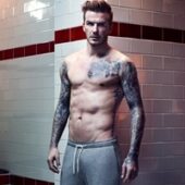 David Beckham la bustul gol pentru HM