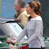 Kate Middleton o mamica norocoasa