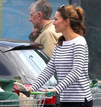 Kate Middleton o mamica norocoasa