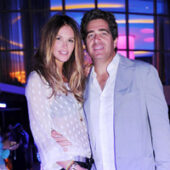 Clopote de nunta pentru Elle Macpherson