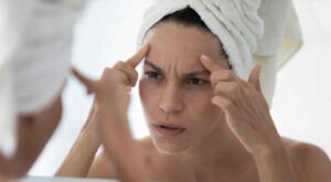 Dermatolog sau estetician: cum știi la cine să apelezi?