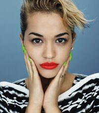 Rita Ora va colabora cu Rimmel pentru o editie limitata de produse de machiaj