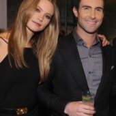 Se va marita Behati Prinsloo cu cel mai sexy barbat al planetei