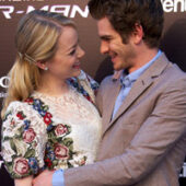 Bat clopote de nunta pentru Emma Stone si Andrew Garfield?