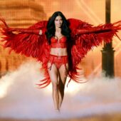 Adriana Lima si show-urile Victorias Secret