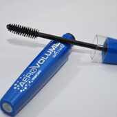 AeroVolume de la AVON: pentru gene voluminoase, arcuite si separate