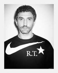 Directorul creativ Givenchy, colaborare cu brandul Nike