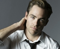 Chris Pine este noua imagine a parfumului Armani Code