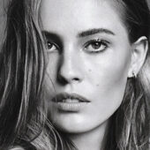 Modelul Nadja Bender, imaginea campaniei de primavara Fendi