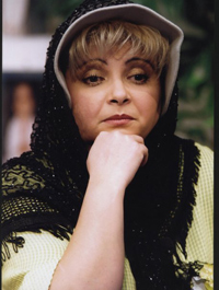 Nuami Dinescu: “Dragostea inseamna sa ai doua perechi de aripi albe intr-o lupta in care altii ascut sabiile”