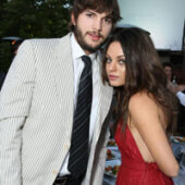 Mila Kunis si Ashton Kutcher, parinti de fetita