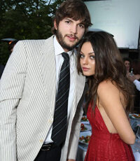 Mila Kunis si Ashton Kutcher, parinti de fetita