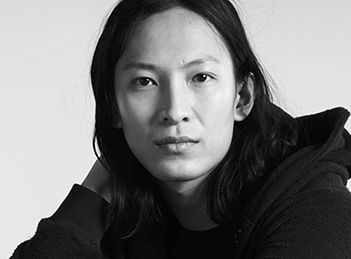 Alexander Wang va crea o colectie de haine pentru H&M