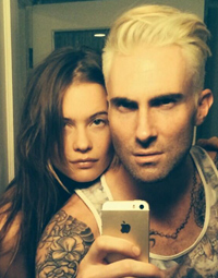 Schimbare de look pentru Adam Levine