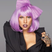 Lady Gaga socheaza din nou