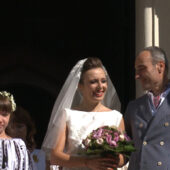 Roxana Iliescu: “Am facut 3 cununii si am vrea sa ne casatorim in toate religiile lumii.”