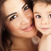 Yummy Mummy, primul salon de frumusete dedicat mamelor