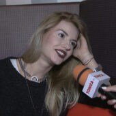 Ela Rose, pregatita sa ia cu asalt topurile muzicale