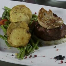 Reteta culinara: Muschi de vita cu foie gras