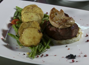 Reteta culinara: Muschi de vita cu foie gras