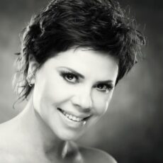 Fairplay: Luminita Anghel ureaza succes formatiei Voltaj la Eurovision 2015!
