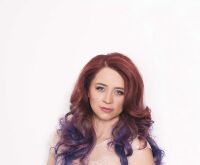 Ana Novic, creatoarea de moda din spatele rochiilor pictate
