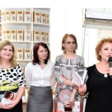 S-a lansat cartea „Lean In – Femeile, munca si vointa de a conduce” a lui Sheryl Sandberg