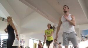 Pregateste-ti corpul de plaja cu ajutorul exercitiilor Functional HIIT!