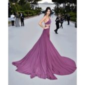 O rochie, doua lookuri à la Kendall Jenner