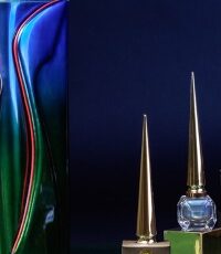 Christian Louboutin a creat o colectie de oje inspirata de o… insecta